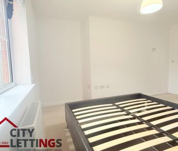 2 bedroom townhouse to rent - Photo 4