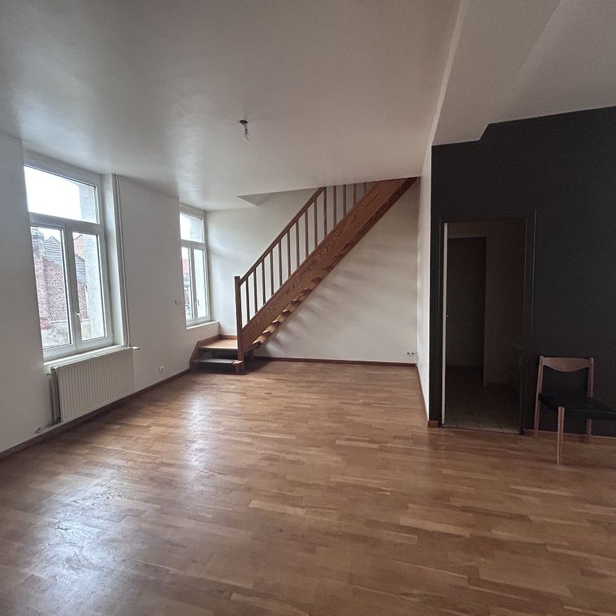 Location Appartement 4 pièces 97m² - Photo 1