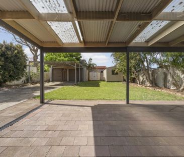 3 Bedroom Home - Photo 3
