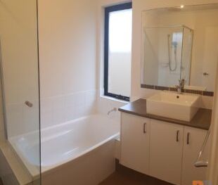 Easy Care Modern 2x1 - Photo 4