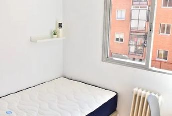 Calle de la Liberación, Madrid, Community of Madrid 28033