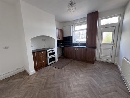 2 bedroom terraced house to rent - Photo 5