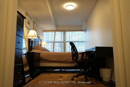 For Lease - 11 St Joseph Street Unit# Shared 1801, Toronto, Ontario - Photo 4
