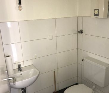 Ansprechende DG Wohnung 3 Zimmer mit Balkon - Foto 4