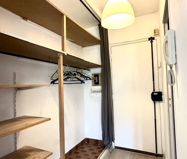 Location Appartement 1 pièce 26m² MARSEILLE 3ème - Photo 3