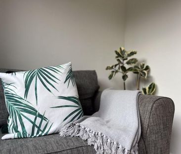 3 bedroom semi-detached house to rent - Photo 2