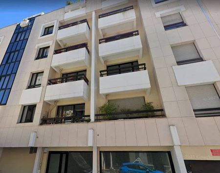 Rental Apartment Paris 15th Saint-Lambert - Photo 2