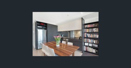 Deluxe Style, Prestigious Position - Photo 4