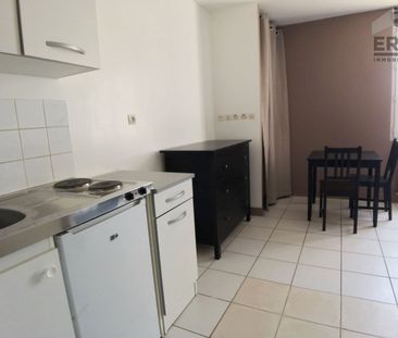 STUDIO MEUBLE A LOUER - BLOIS - REFAIT A NEUF, PROCHE CENTRE-VILLE,... - Photo 3
