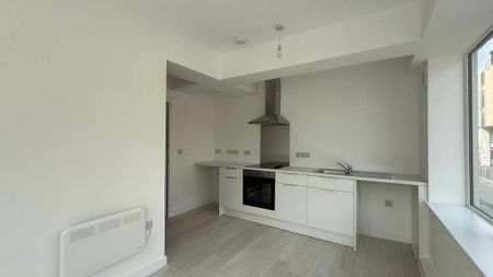 1 bedroom flat to rent - Photo 5