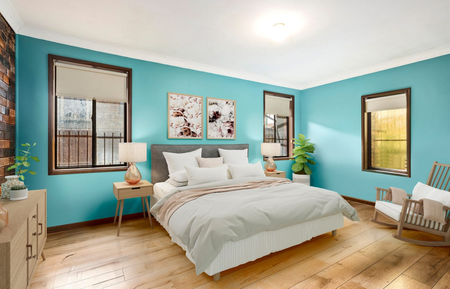 Spacious 4-Bedroom Family Haven with Modern Comforts - Photo 2