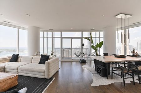 For Lease - 10 York Street Unit# 3810, Toronto, Ontario - Photo 3