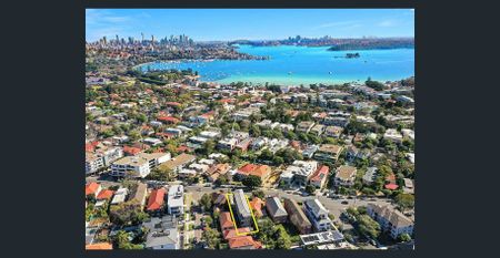 RENOVATED SUN FILLED STYLISH RETREAT WITH CITY VIEWS. - Photo 4