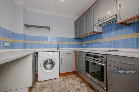 1 bedroom flat to rent - Photo 3