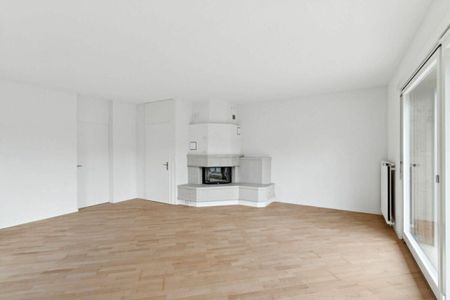 Generous single-family house with panorama, garden and plenty of space to develop - Photo 5