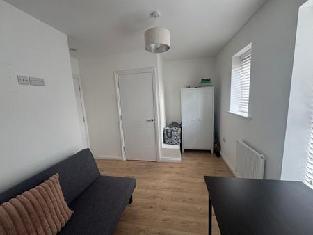 Cygnet Way, Shipley - Photo 4