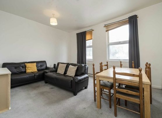 Uxbridge Road - Photo 1