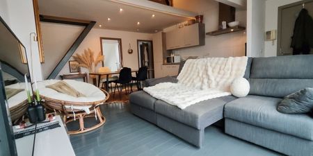 Duplex te huur in Etterbeek voor € 1.400 met 1 slaapkamer - Photo 3