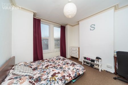 5 bedroom terraced house to rent - Photo 3