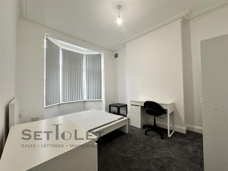 4 bedroom house to rent - Photo 3