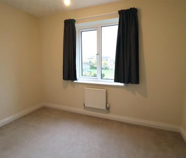 Hertford Close, Ely - Photo 4