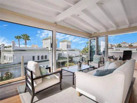 Planta baja de alquiler en Paseo Marítimo, 5, Playa de la Fontanilla - Photo 5