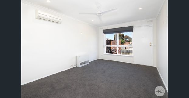 LUXURY 1 BEDROOM UNIT AT ITS BEST....... - Photo 1