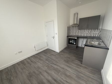 1 bedroom flat to rent - Photo 5
