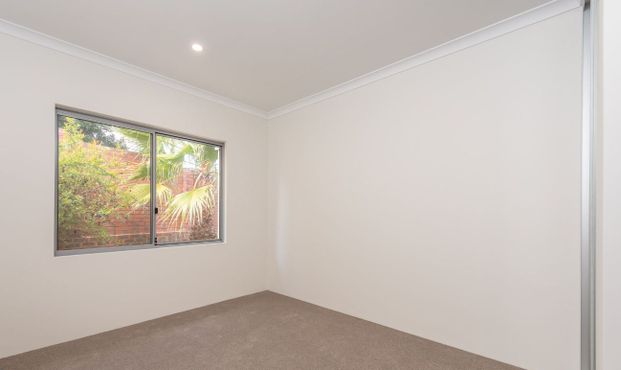 2 Croydon Street, Bellevue WA 6056 - House For Rent | Domain - Photo 1
