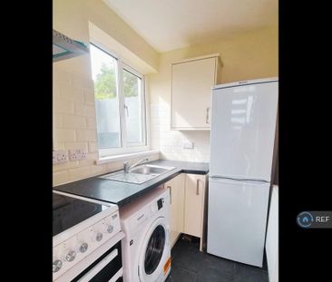1 bedroom maisonette to rent - Photo 4