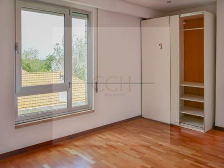 4 bedroom luxury Apartment for rent in Porto, Distrito do Porto - Photo 4