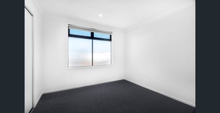 Modern 2-Bedroom Townhouse in Convenient Mickleham Location - Photo 4