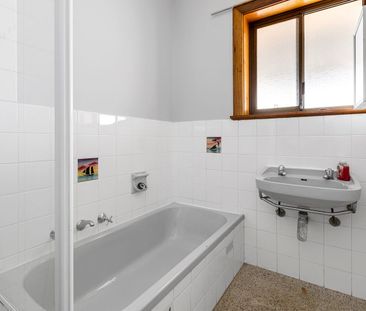 Freshly Painted 3-Bedroom Home in Prime Salisbury Plain Location - Photo 6