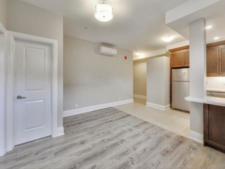 For Lease - 458 Oakwood Avenue Unit# 102, Toronto, Ontario - Photo 4
