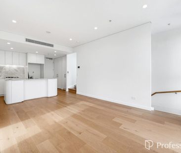 Welcome to BABYLON - 3rd Level Apartment with Private Rooftop - Photo 1