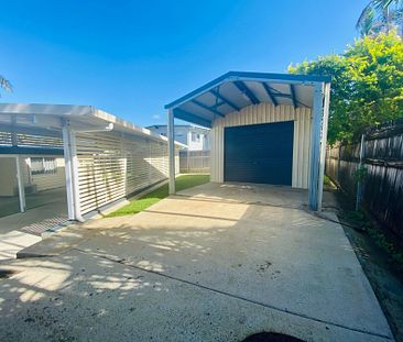 TRADIES BRING YOUR LADIES! Tidy Home with Shed - 3 Gate Access - AVAILABLE NOW! - Photo 2