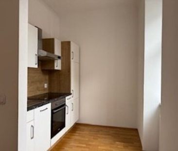 Perfekt für Studierende: Lichtdurchflutete, schön sanierte 1-Zimmer... - Photo 2