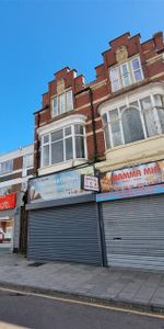 1 Bedroom Flat to Rent in Flat 3, High Street, Rushden, Northants, NN10 - Photo 4