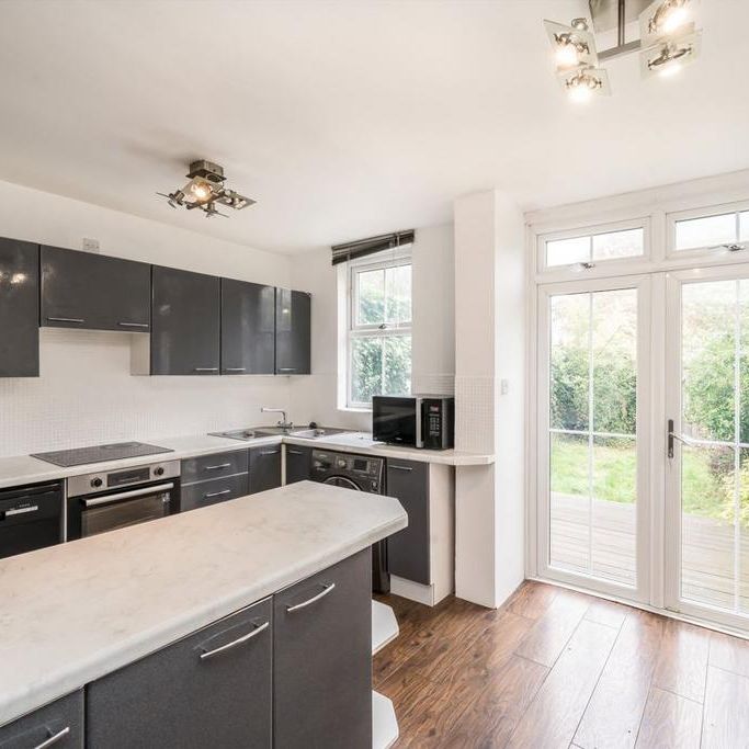 2 bedroom house to rent - Photo 1