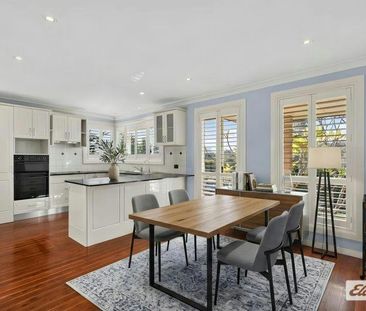 Family Home - Photo 2