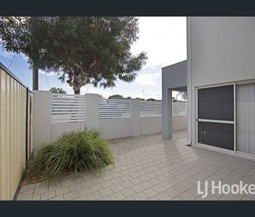 1/11 Eacott Street, Mandurah, WA 6210 - Photo 5
