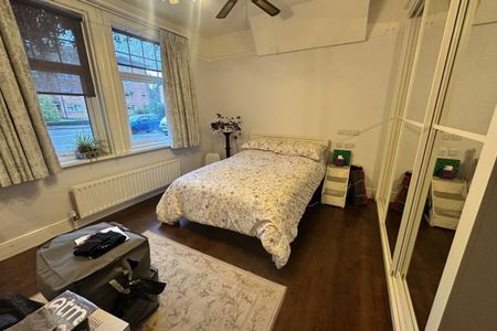 Parkstone Road, POOLE - Photo 4