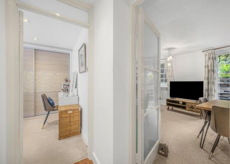 2 bedroom flat to rent - Photo 3