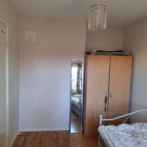 Uppsala - 1rok - 7mån - 3.738kr/mån - Photo 3