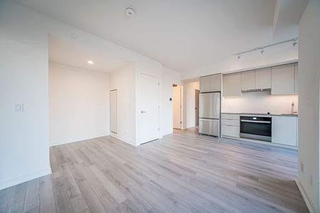 For Lease - 3071 Trafalgar Road Unit# 1004, Oakville, Ontario - Photo 3