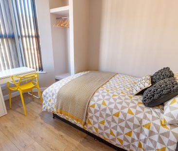 5 bedroom terraced house to rent - Photo 2