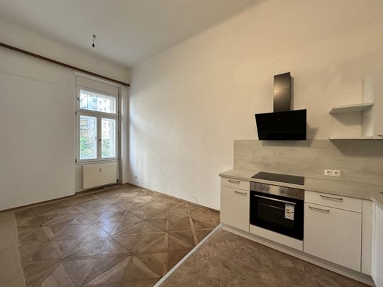 Charmante 3-Zimmer-Wohnung im Altbaustil in bester Lage im Grazer Bezirk St. Leonhard nahe der Karl-Franzens-Universität - Photo 1