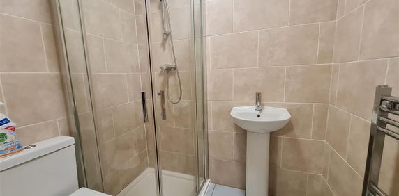 639 London Road, Grays, RM20 - Photo 2