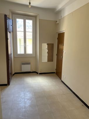 Location Appartement 1 pièce 11m² VILLEFRANCHE SUR MER 06230 - Photo 1