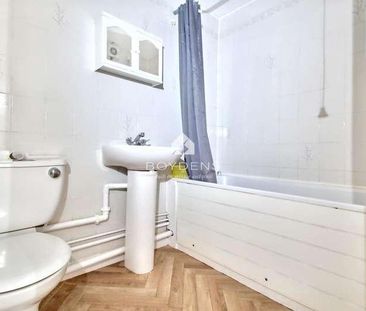 Mazers Court, Braintree, CM7 - Photo 2